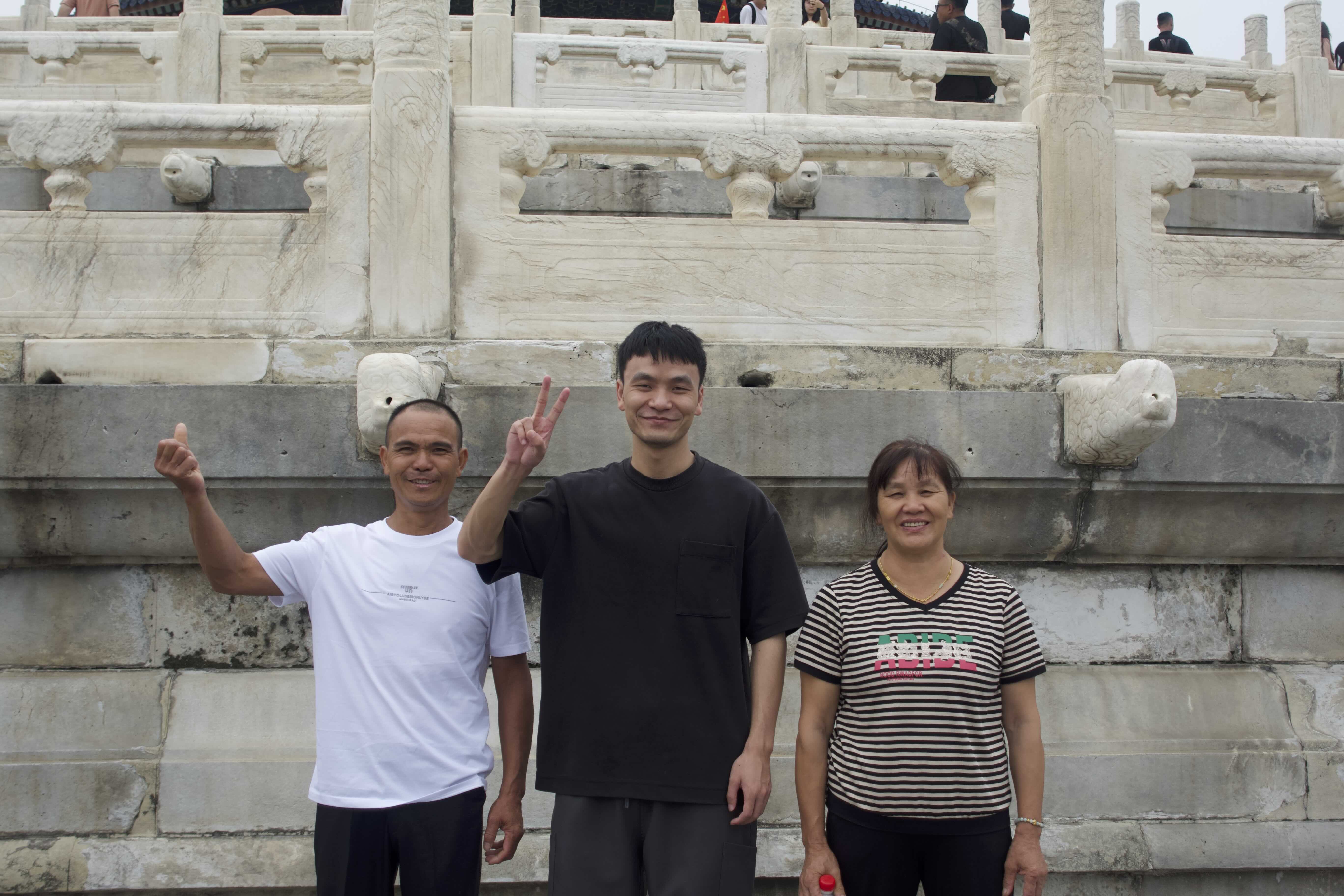 https://media.wuguipeng.com/image/2024/09/44695cbe8a9f9727a76bb2960b5aed032db9c49a.jpeg