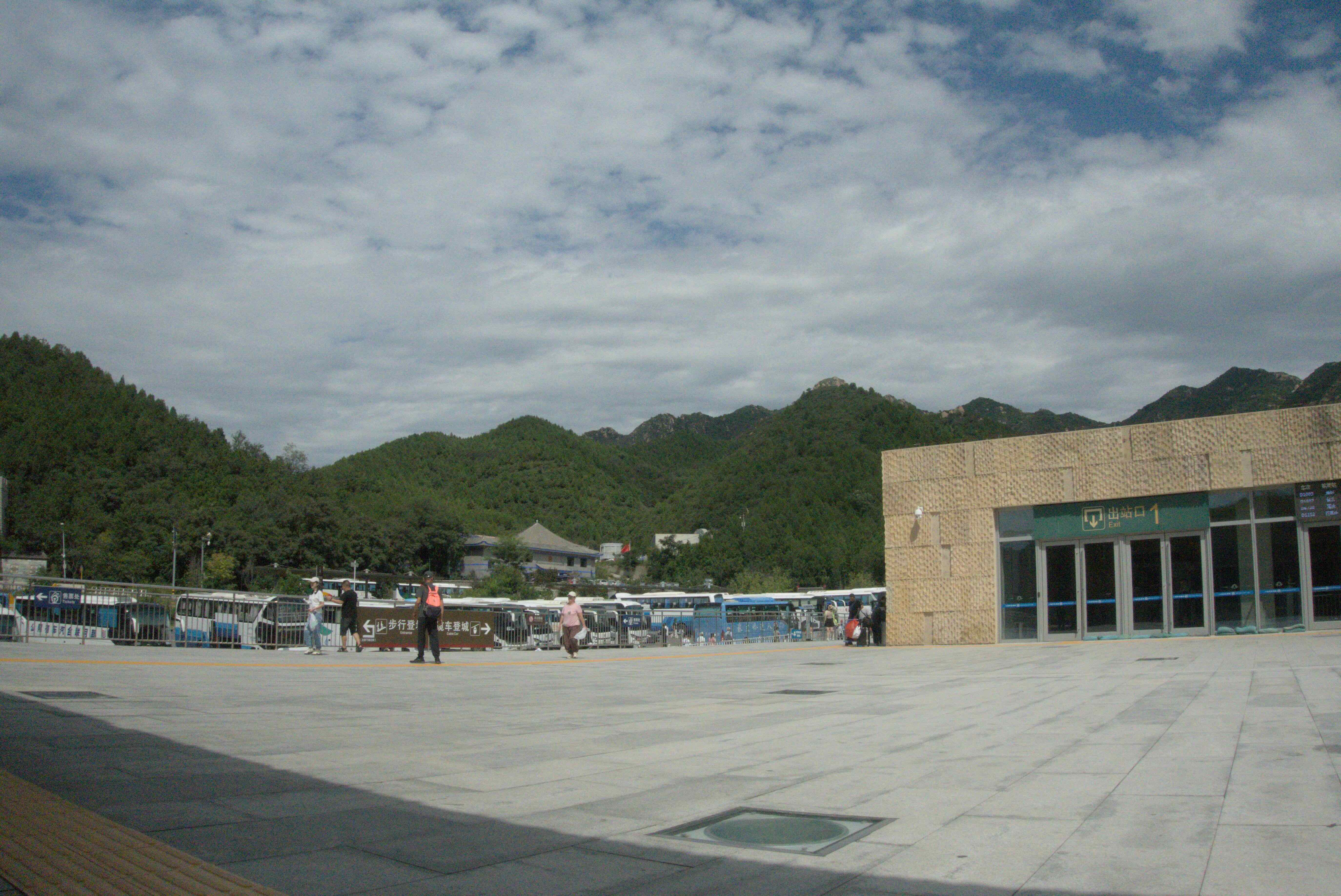 https://media.wuguipeng.com/image/2024/09/60792e6d015a31a7c1ab1eacba6d3c03fb3a847b.jpeg