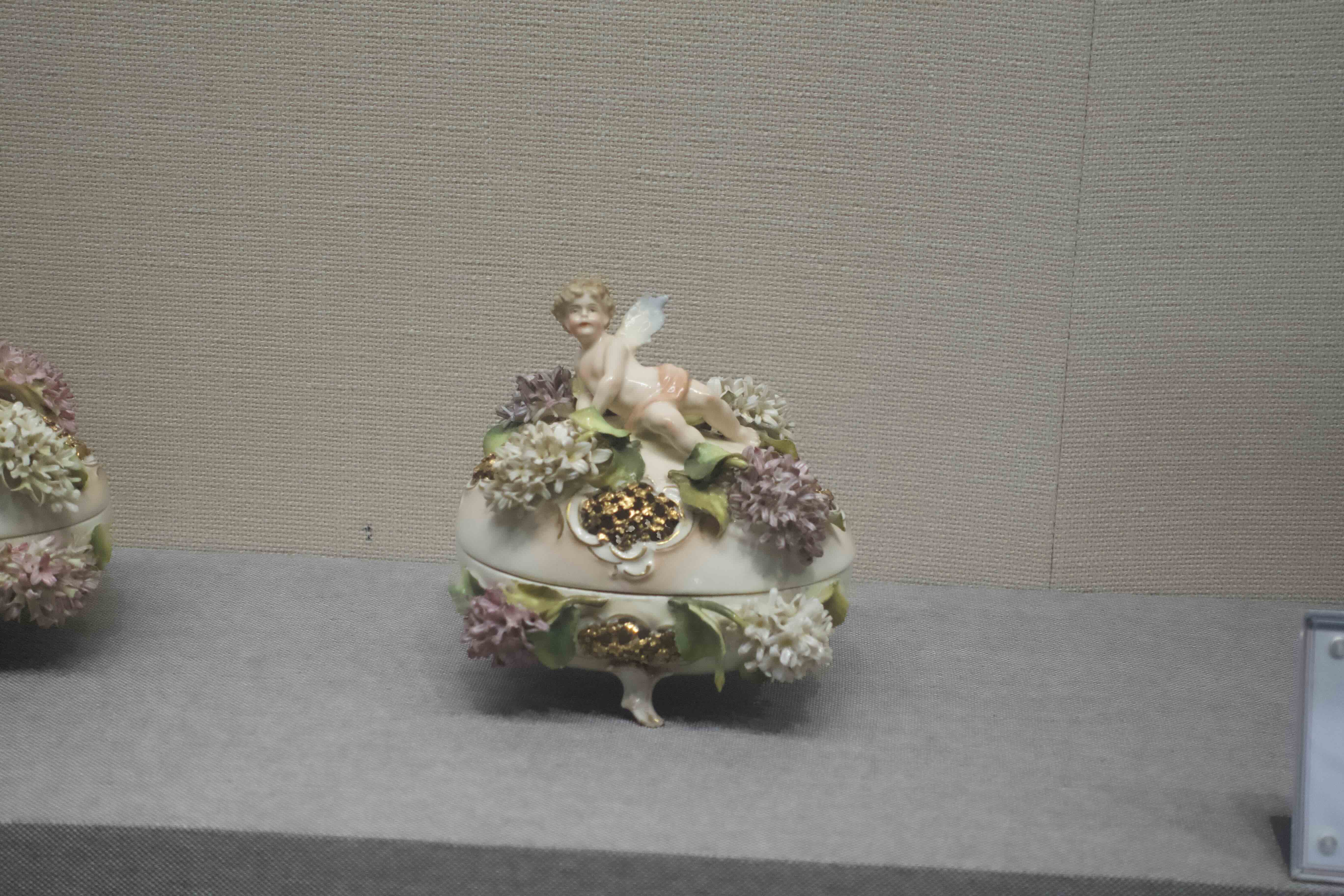 https://media.wuguipeng.com/image/2024/09/c8b5546edda9b41b93d36f6636e415a1440ca252.jpeg