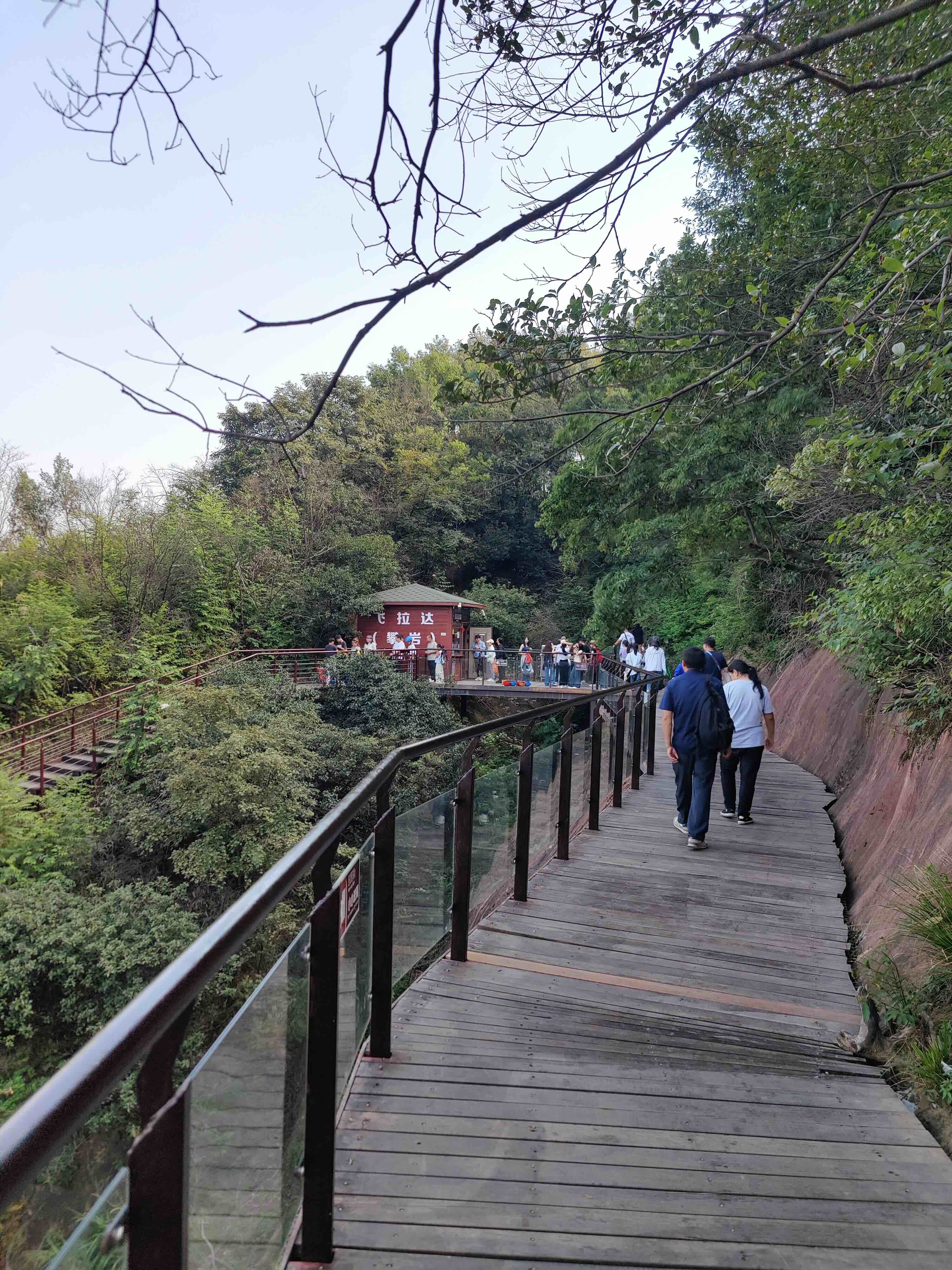 https://media.wuguipeng.com/image/2024/10/b72ae5fa76f0138fa0bdfda3e8f78fc04e28ab20.jpeg